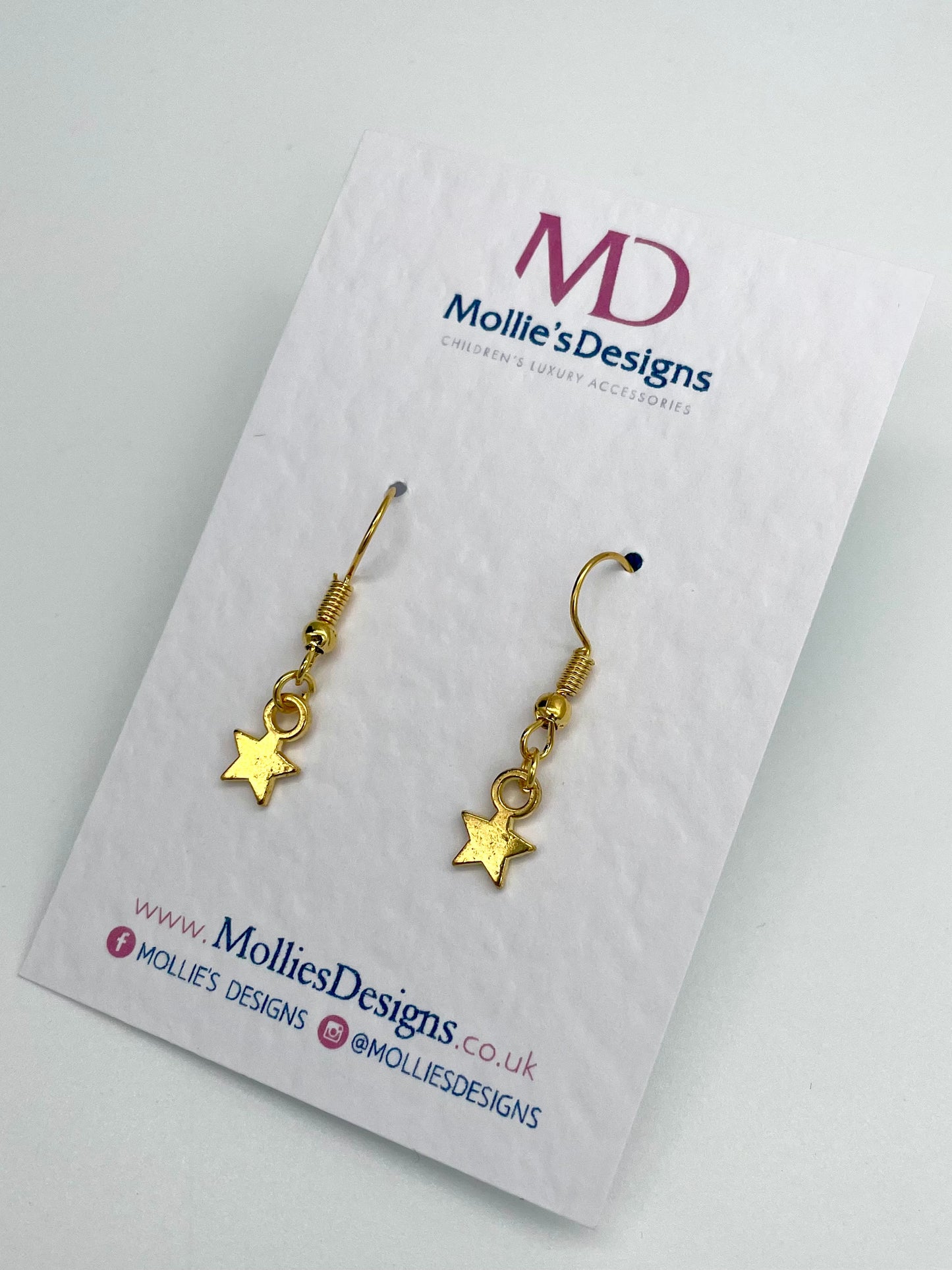 Gold Star Earrings 🌟